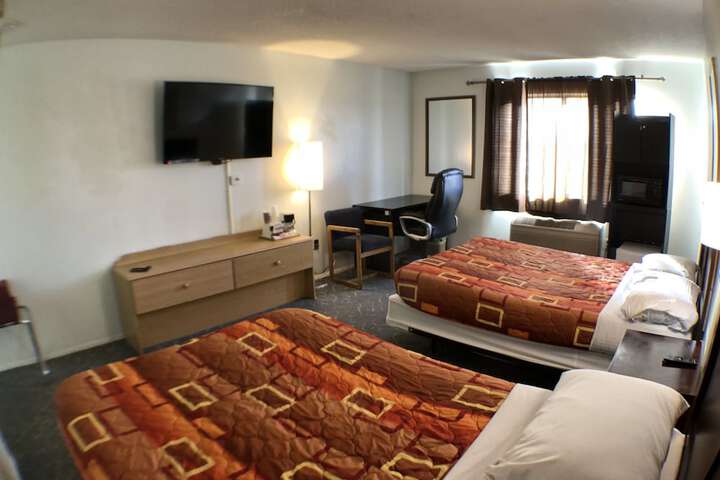 Room 52 of 154