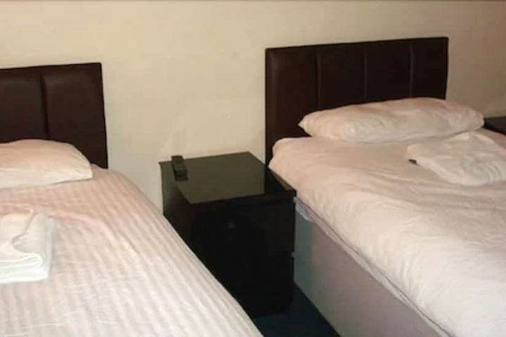 Room 4 of 29