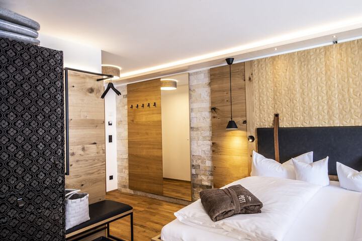 Room 7 of 78