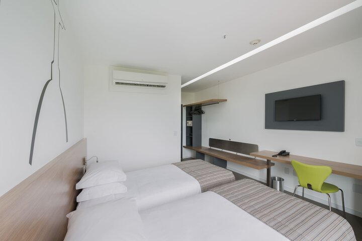 Room 14 of 58