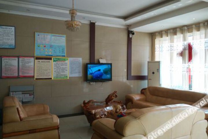 Hotel Interior 6 of 12