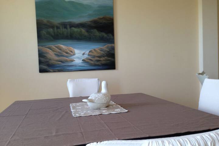 Room 11 of 36
