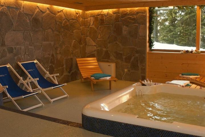 Spa 12 of 29