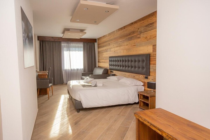 Room 13 of 46