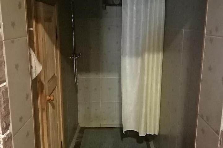 Room 34 of 51