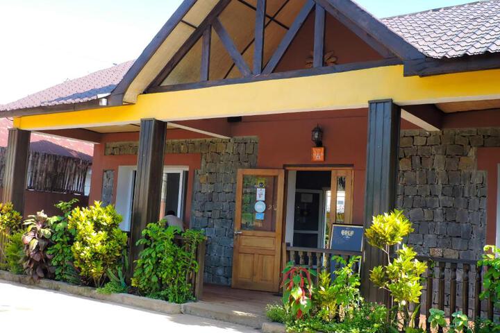 HOTEL H1 MANAKARA