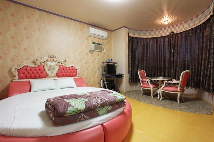 Room 78 of 79