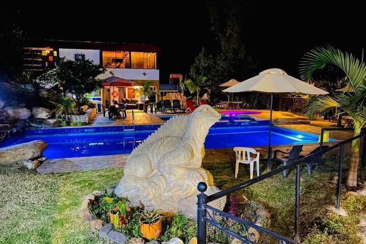 Pool 13 of 47