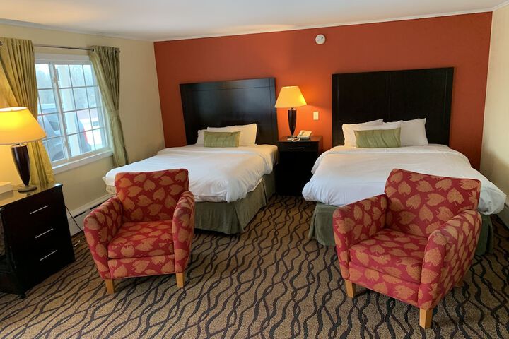 Classic 2 Queen Beds (3 of 13)