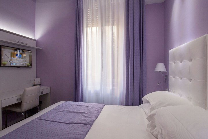 Room 6 of 41