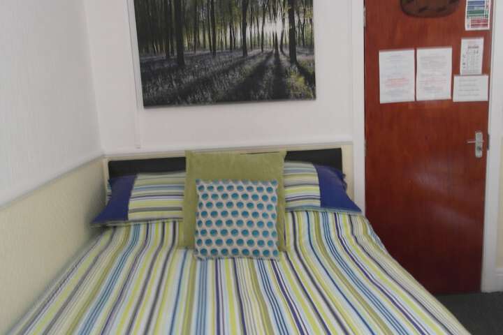 Room 17 of 35
