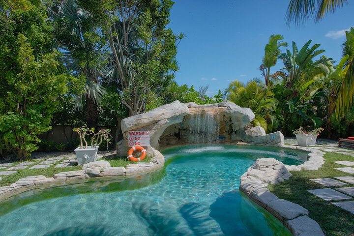 Pools & Facilities