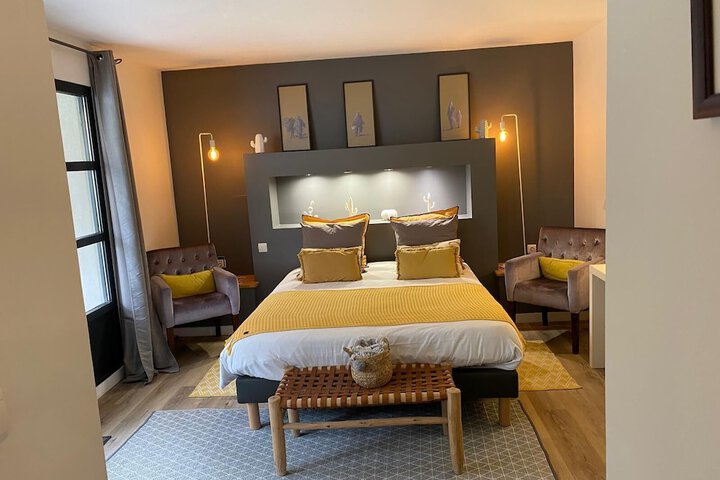 Room 16 of 52