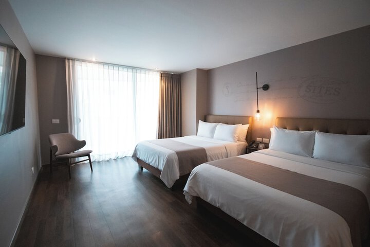 Room 18 of 60