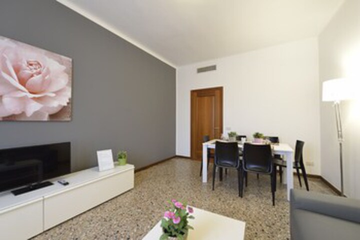 Room 20 of 37
