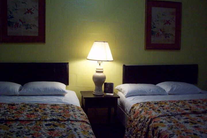 Room 31 of 40