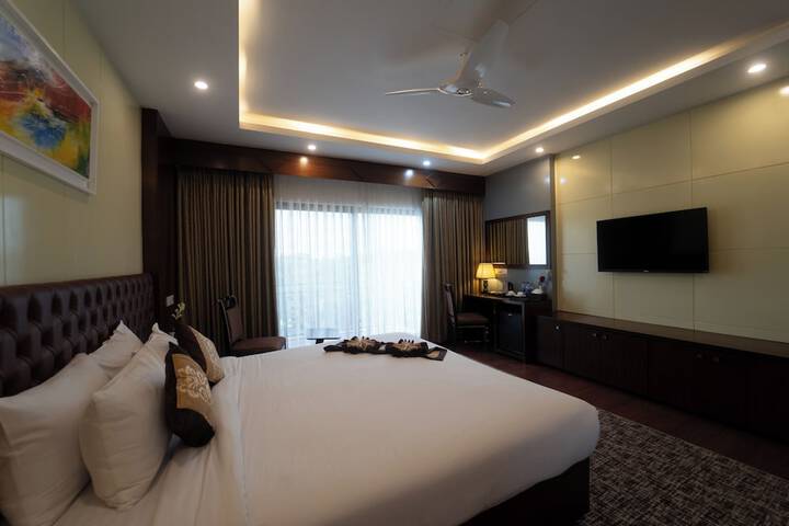 Room 13 of 43