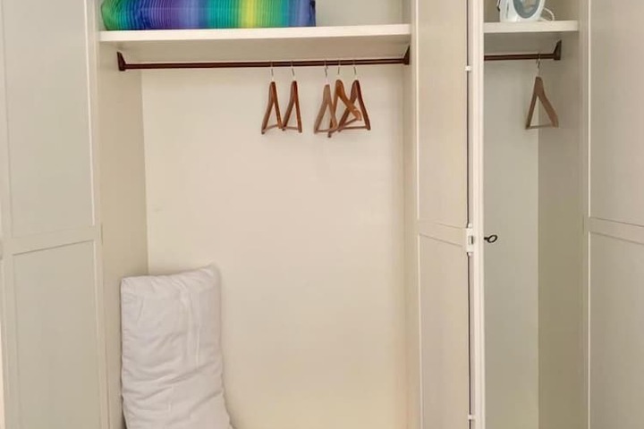 Room 3 of 35
