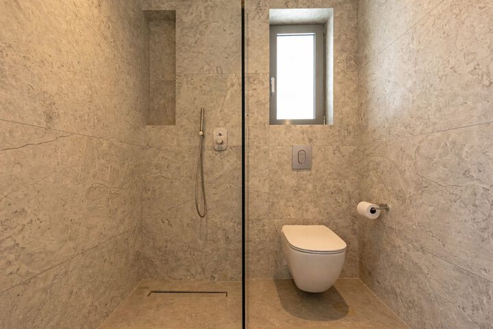 Room 20 of 54