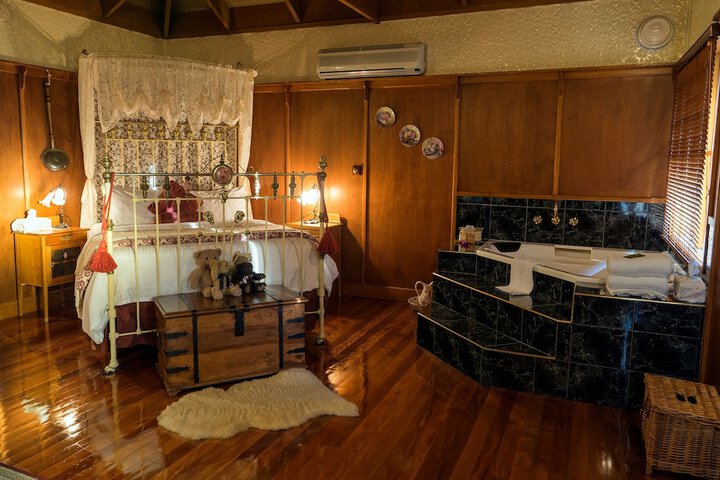 Room 11 of 67