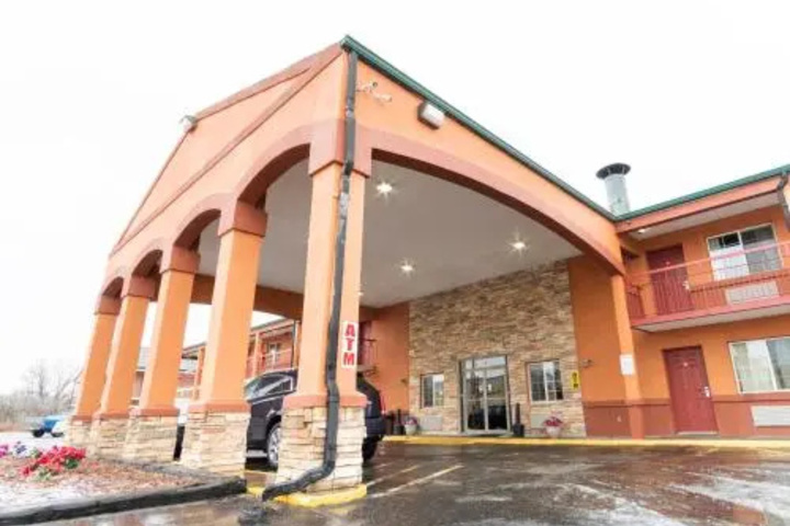 Image of Red Carpet Inn & Suites