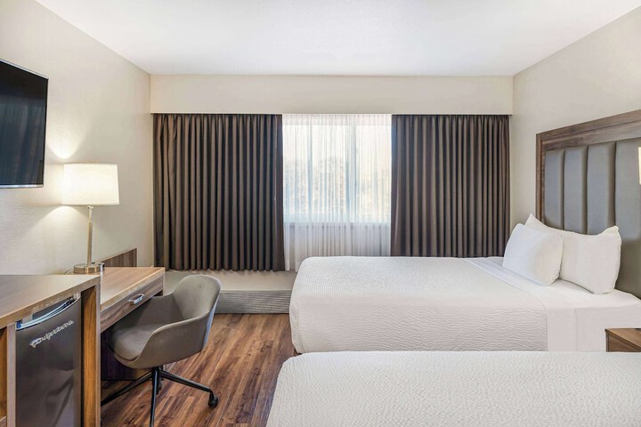 Room 7 of 36