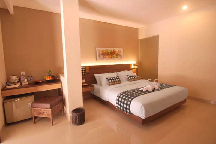 Room 5 of 56