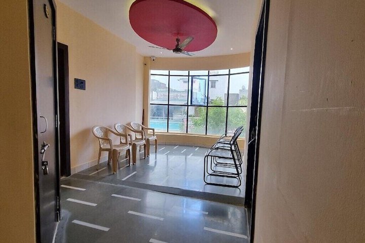 Room 14 of 20