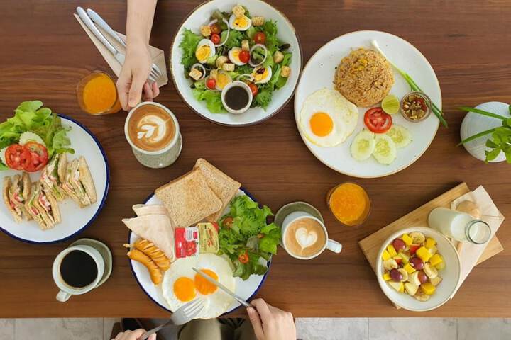 Breakfast/Coffee Service 19 of 23