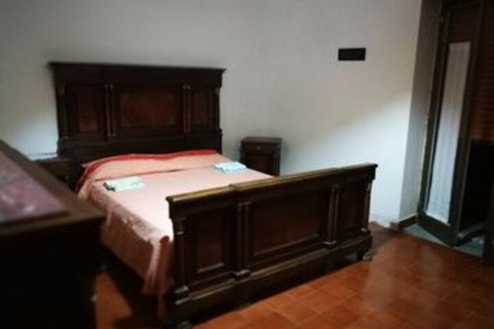 Room 14 of 37