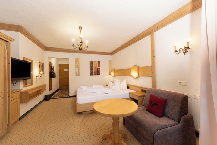 Room 32 of 85