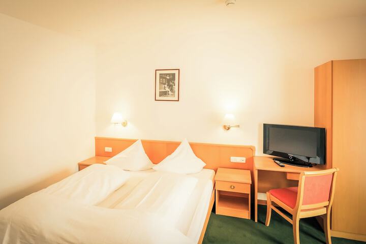 Room 50 of 113