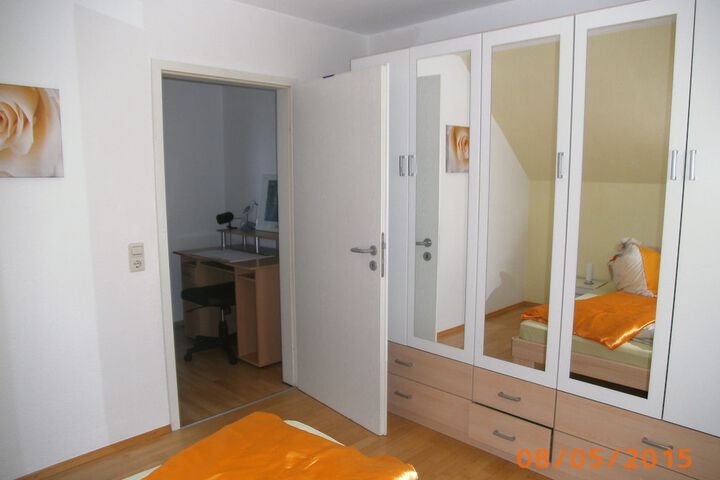 Room 10 of 26