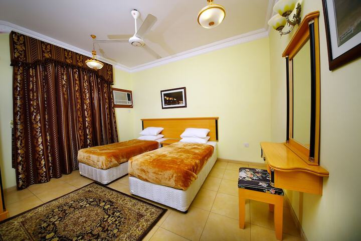 Room 13 of 74