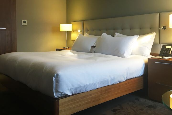 Room 10 of 81