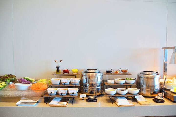 Dining 103 of 129