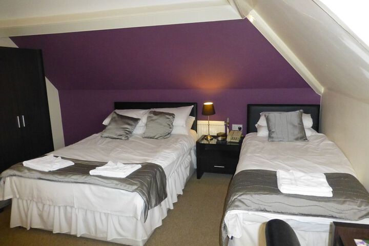 Room 20 of 48