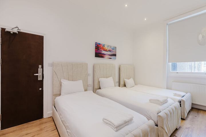Room 40 of 78