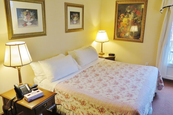Room 8 of 42