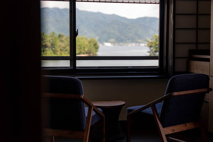 Room 26 of 134