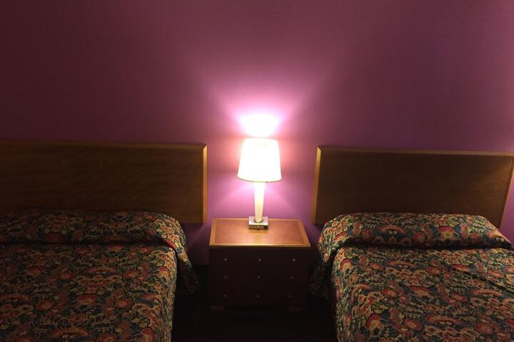 Room 23 of 34