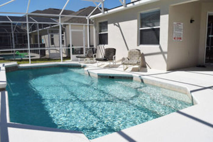 Pool 69 of 76