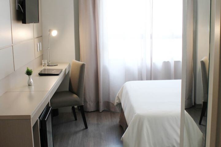 Room 13 of 56