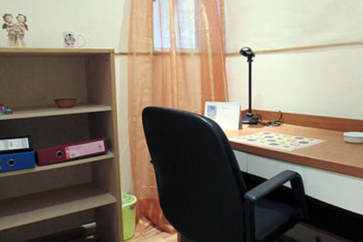Room 19 of 38