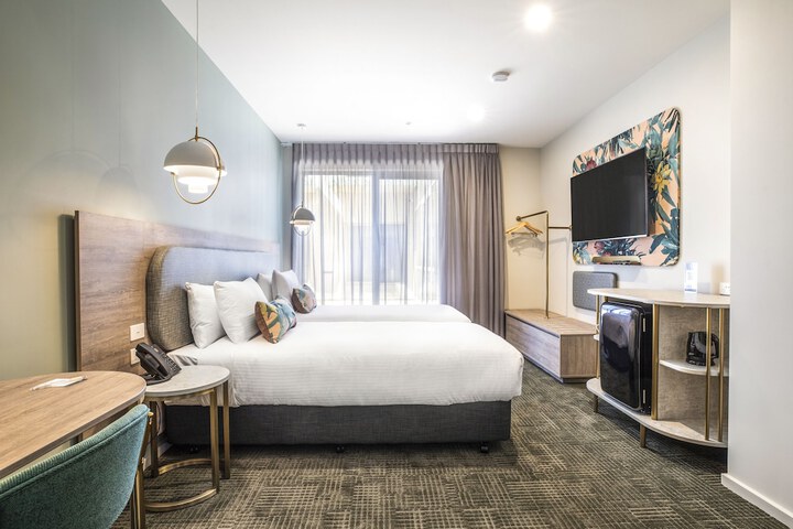 Room 14 of 74