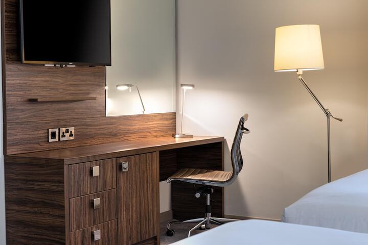 Room 46 of 157