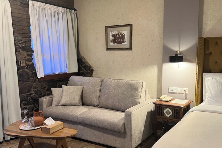 Room 4 of 45