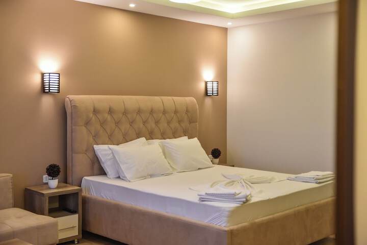 Room 18 of 46