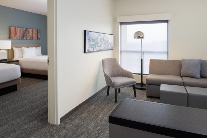 Room 35 of 66