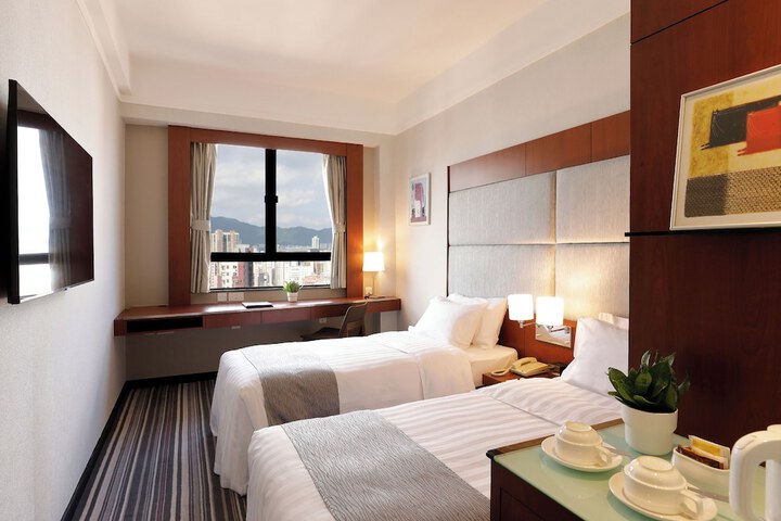 Room 19 of 61